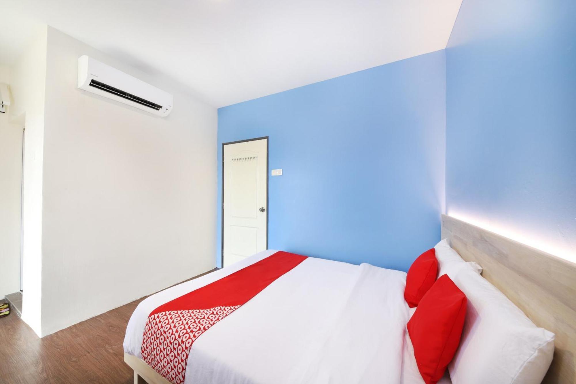 Oyo 778 Bmw 2 Hotel Muar Eksteriør billede